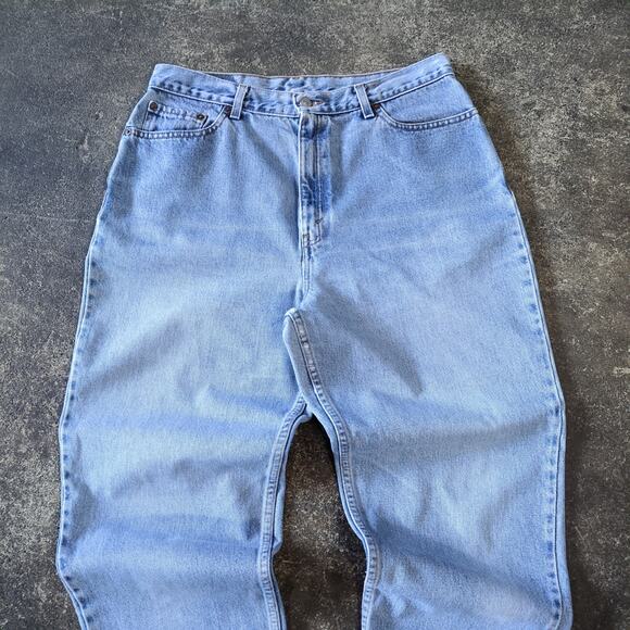 Vintage Levi's 550 Jeans Womens 32 Blue Light Wash 90s Retro Skater USA Baggy - Picture 2 of 7